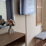 Ξενοδοχείο Victoria Family 2*