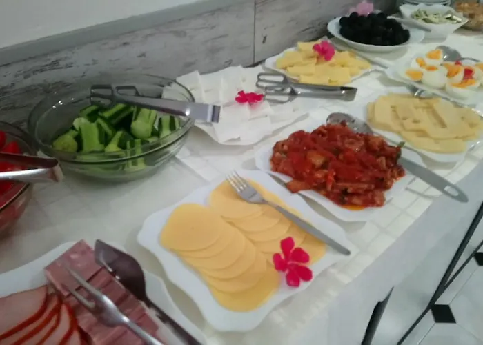 Victoria Family Hotel